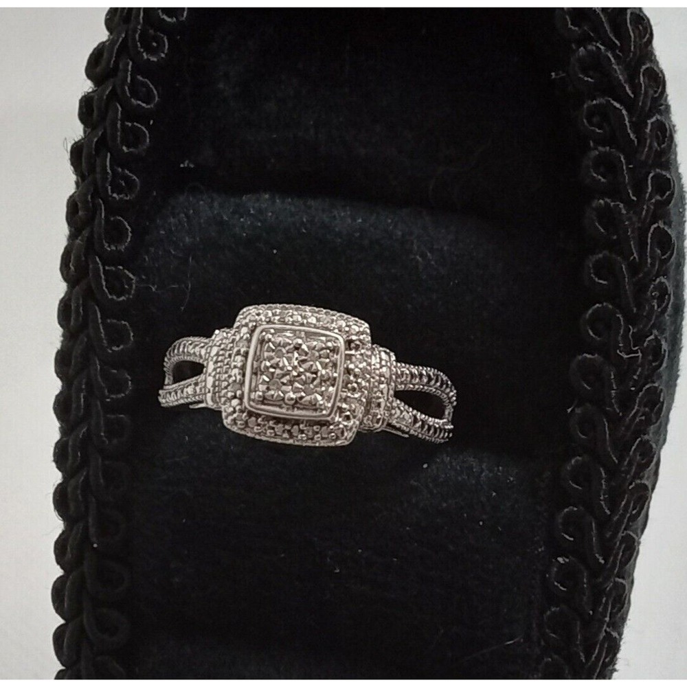 Sterling Silver Diamond‎ Accent Square Halo Split Shank Ring Size 6.75